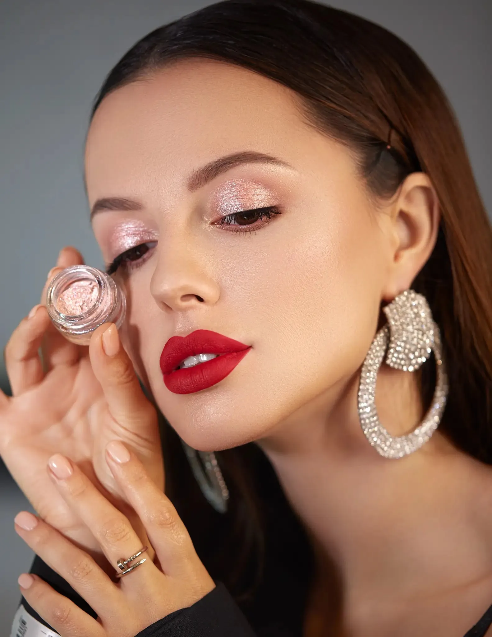 #05 Pink Eyeshadow Glitter