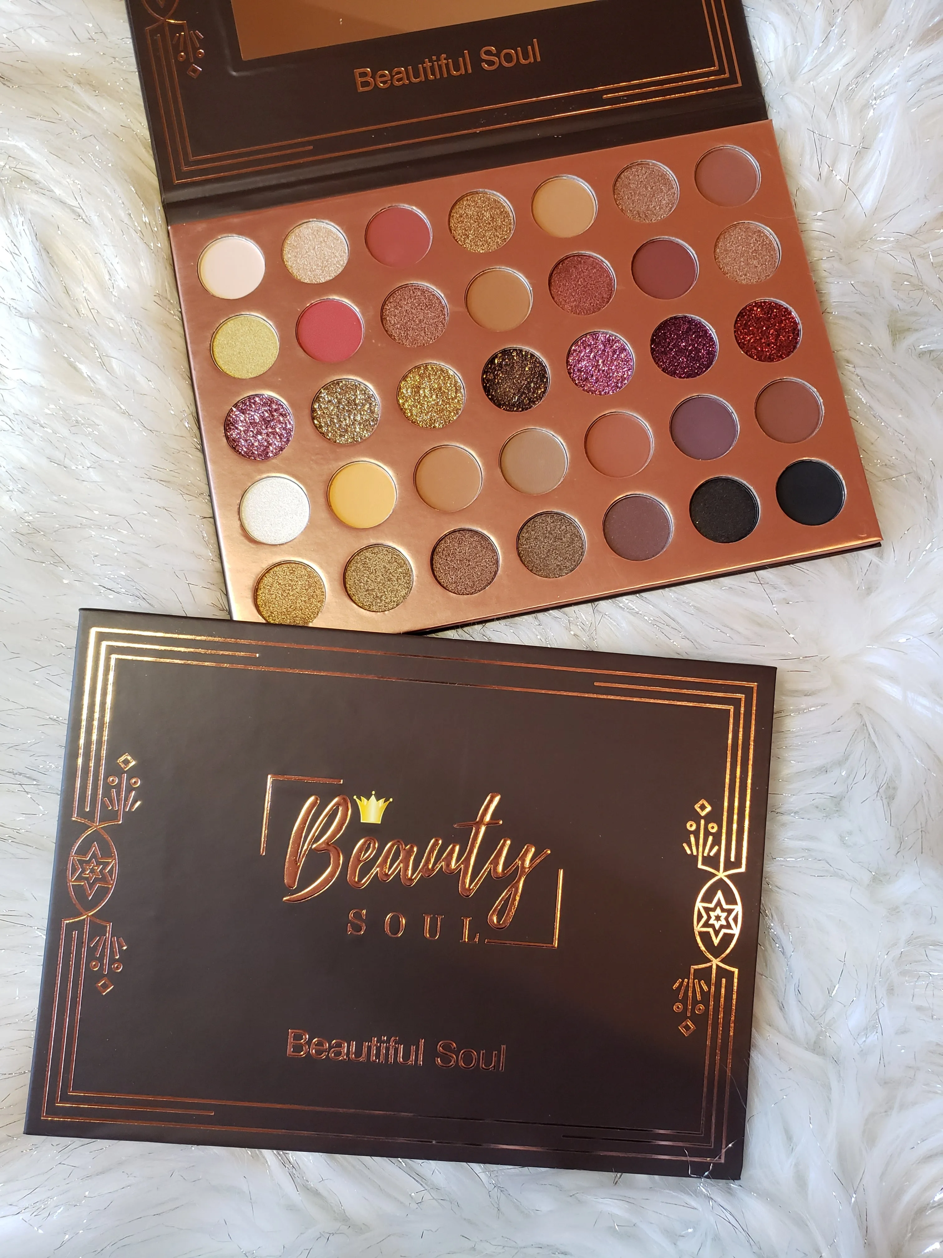 Beautiful Soul 35 color eyeshadow palette from Beauty Soul