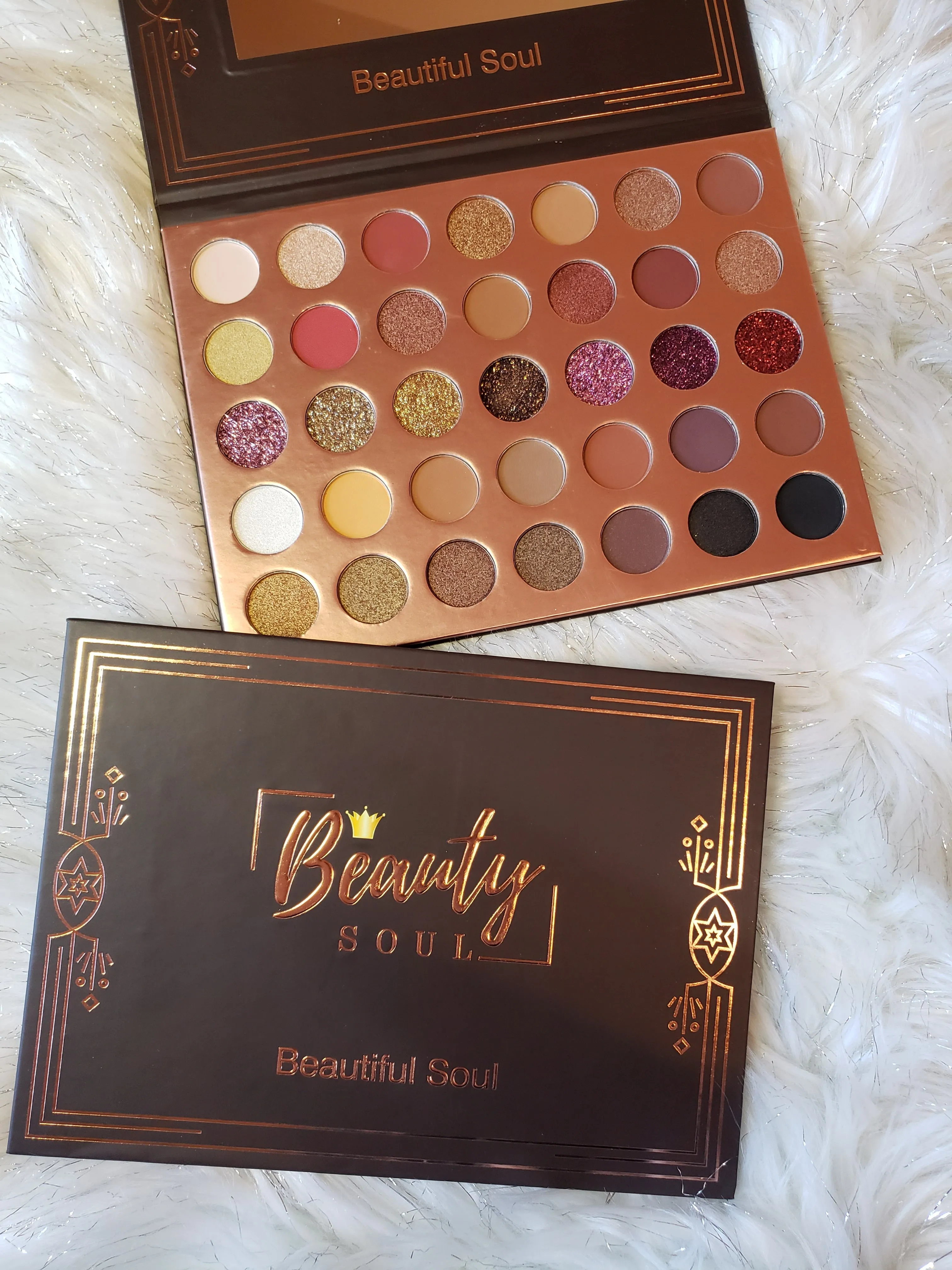 Beautiful Soul 35 color eyeshadow palette from Beauty Soul