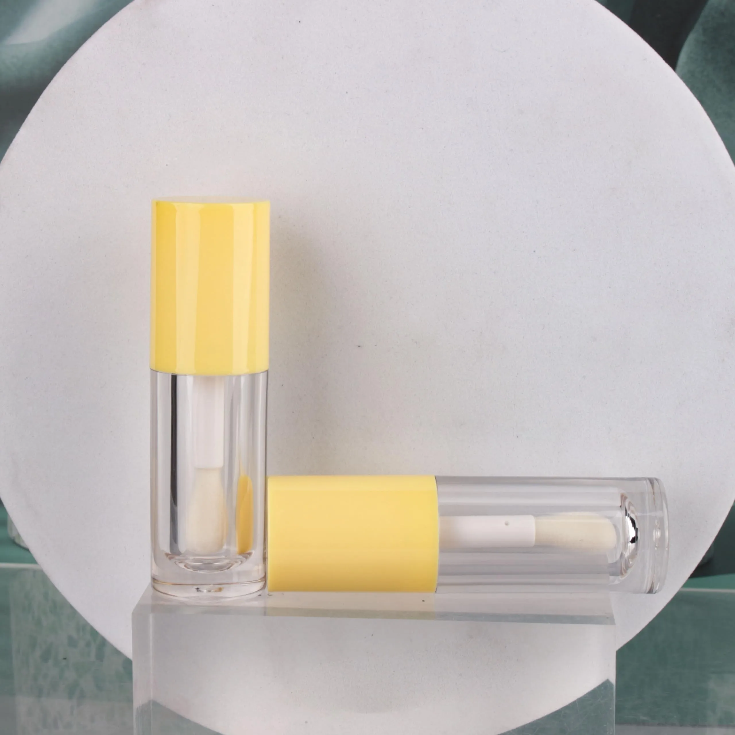 COSIDEA 14pcs Empty Yellow 6ml big doe foot wand lip gloss tubes Round Chunky lipgloss tubes containers wholesale with thick large brush
