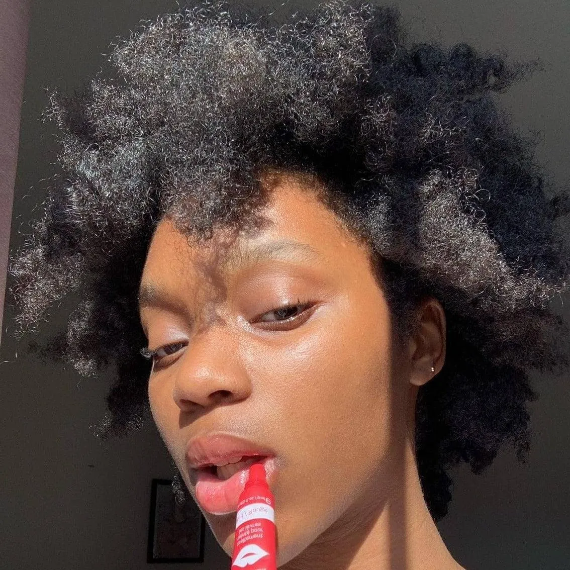 hydraluron ™  tinted lip treatment - red