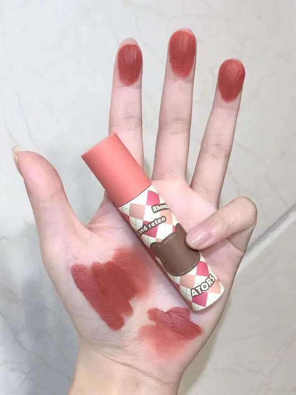 Matte Lipstick Water Mist Lip Glaze  MK0054