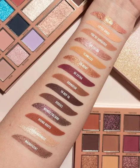 Mrs Glam Magnificent Palette